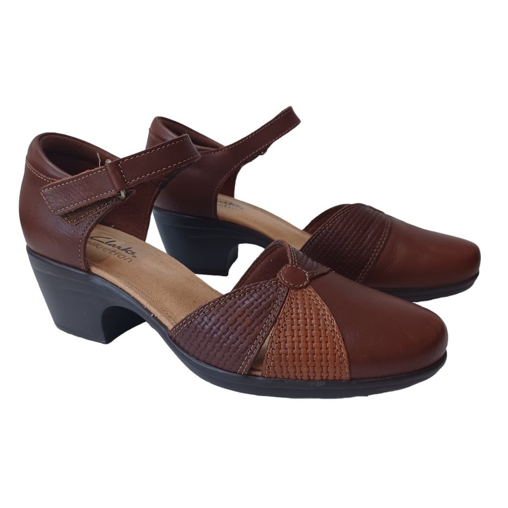 clarks mary jane heels